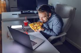 پرهیز از خوردن در اواخر شب